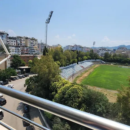 Kalpazo Stadiumi تيرانا