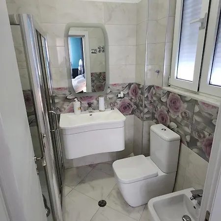 Kalpazo Stadiumi Guest house Tirana